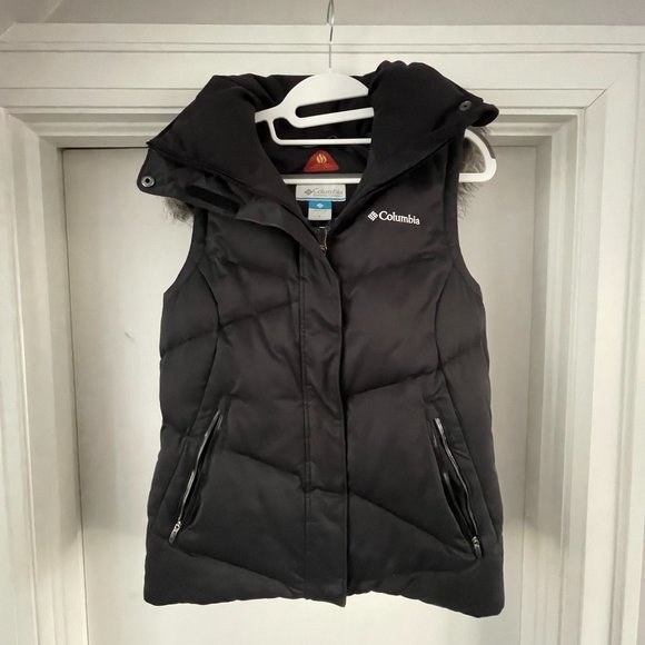 Columbia vest (Size S) Black Color - Picture 1 of 3